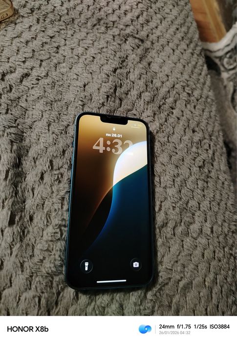 Iphone 13 много запазен