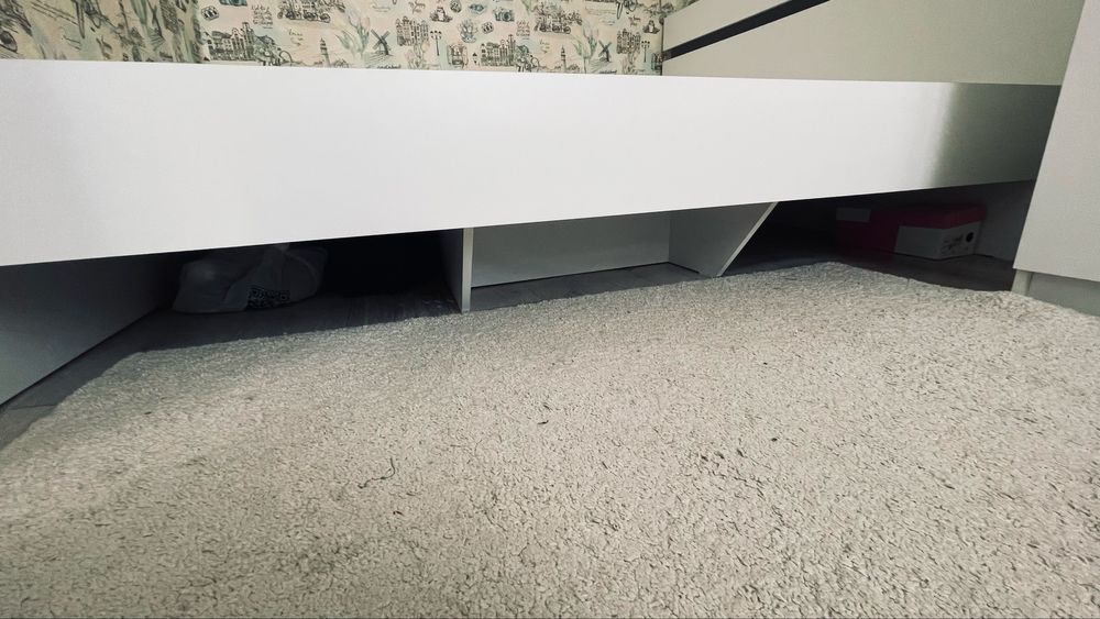 Двухспальная кровать