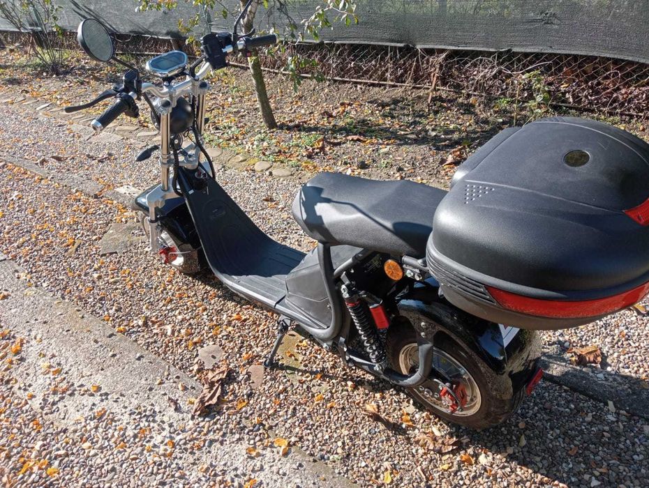 Scuter electric nou anul fabr. 2025 carte RAR inmatriculat ofer fiscal