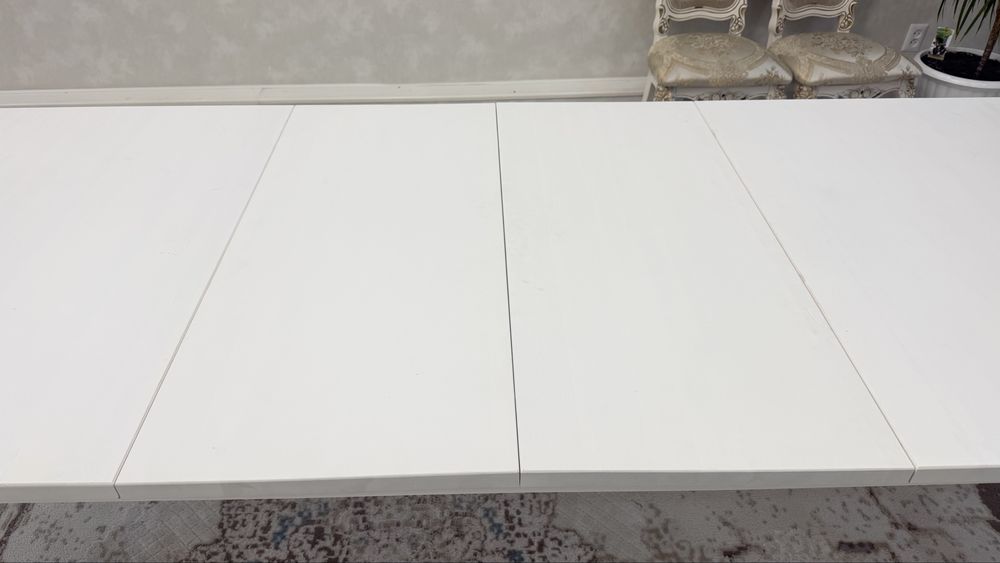 Обеденный стол IKEA BJURSTA (Бьюрста