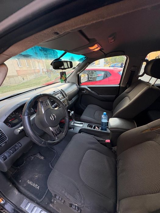 Nissan navara.