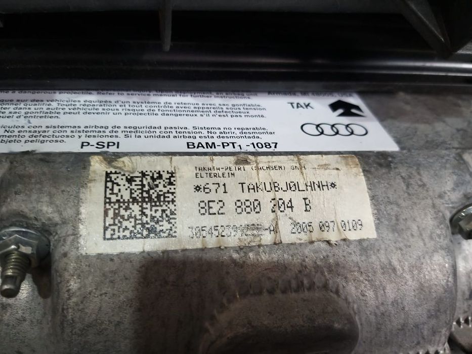 Kit plansa bord audi a4 b7 8e 8e1857067a 8e2880204b
