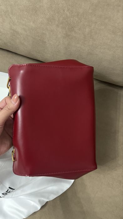 Срочно продам сумку JW PEI