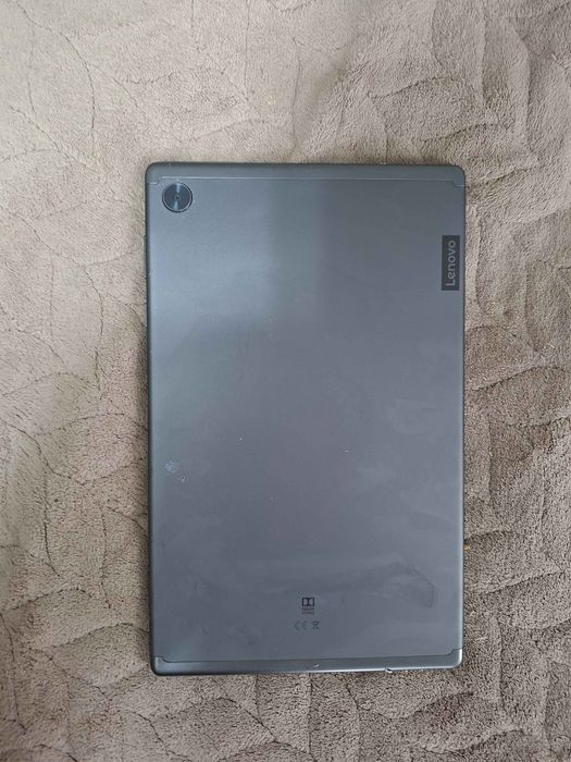 Планшет Lenovo идеальное состояние
