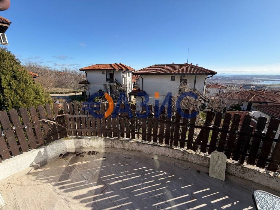 Продава се Тристаен апартамент в с. Кошарица, Област Бургас - 103 кв.м за 488 €/кв.м - Снимка #6