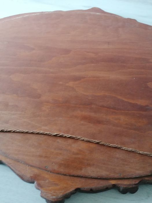 Rama veche lemn cireș sculptata manual