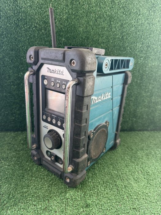 Радио Makita DMR102