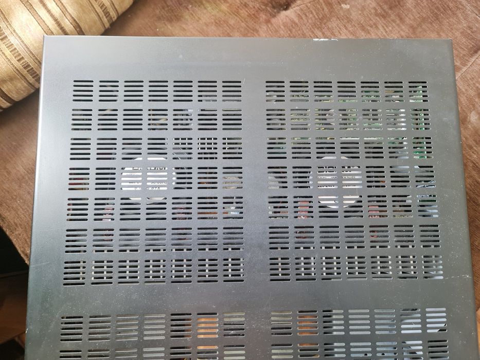 Ресийвър Onkyo TX-SR875 Много мощен