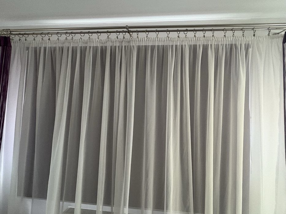 Rulou interior mov opac ( nu trece lumina prin el)