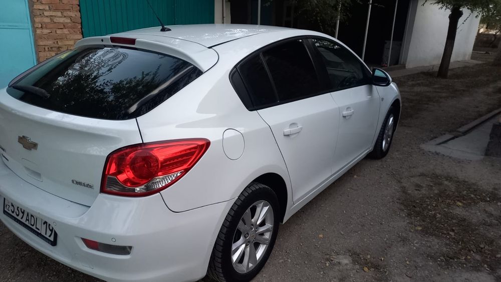 Продам авто Шевроле Круз