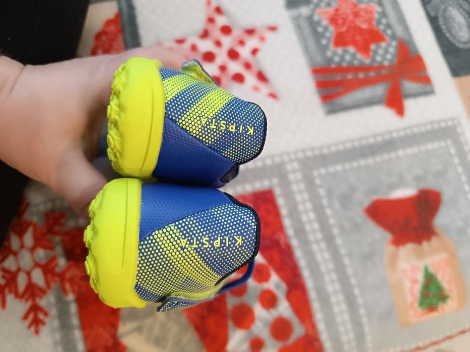 Adidași /papuci fotbal Kipsta mărimea 26 (16 cm int)