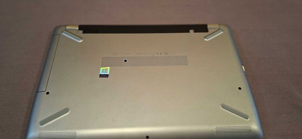 15.6" Kато нов лаптоп HP 250 G6 Intel® Core™ i5-7200U 256 SSD