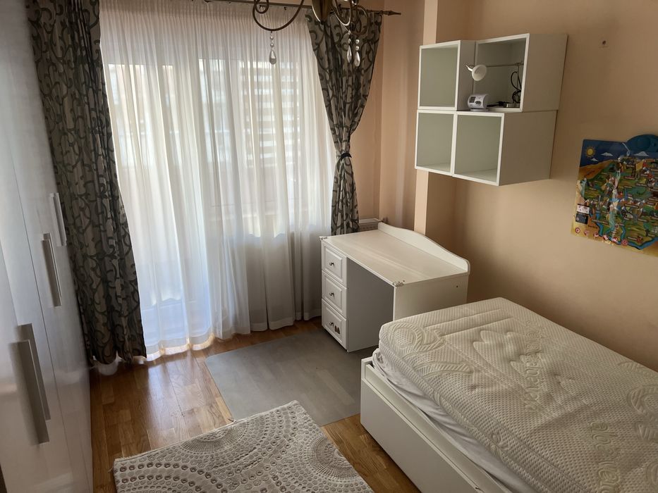 Inchiriez apartament cu 4 camere pe buftea