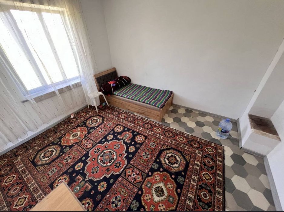 Kadastrli hovli zudlik bn sotladi 5 sotx