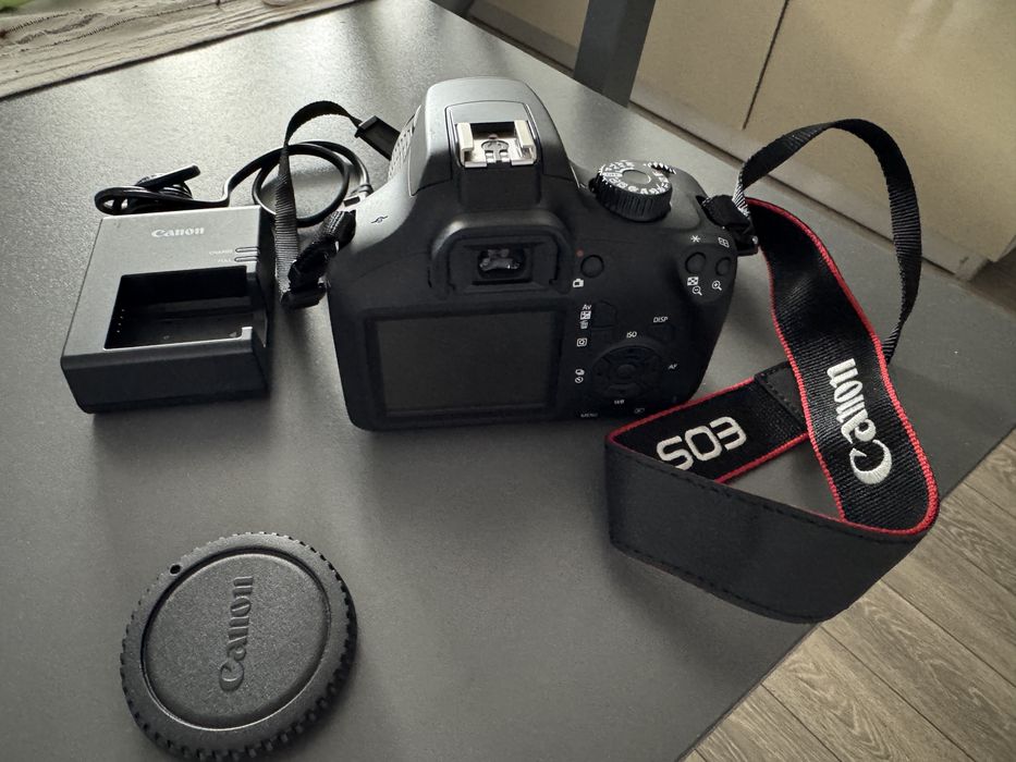 Camera D-SLR, Canon, EOS 4000D, 18 - 55 mm