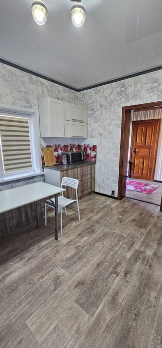 Сдам 4х комнатеый дом посуточно