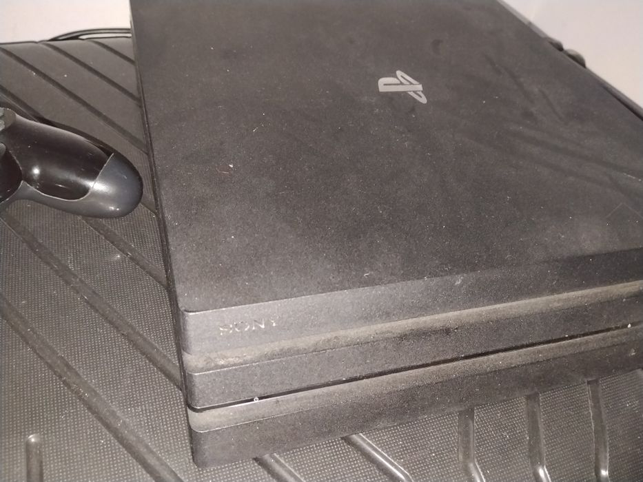 Ps4 pro 1tb srochni sotiladi
