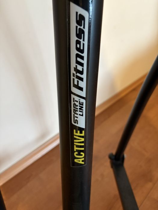 Продам эллептический тренажер