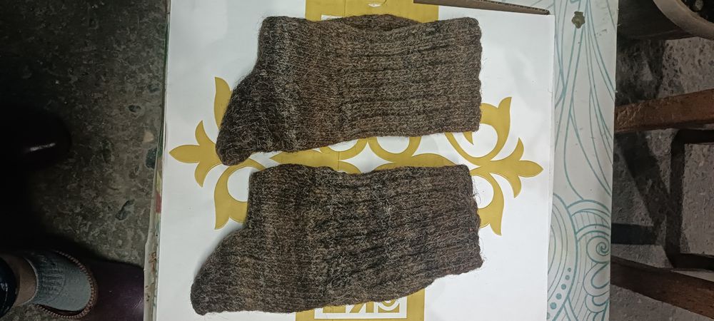 Носки , теплые , вязанные, новые.