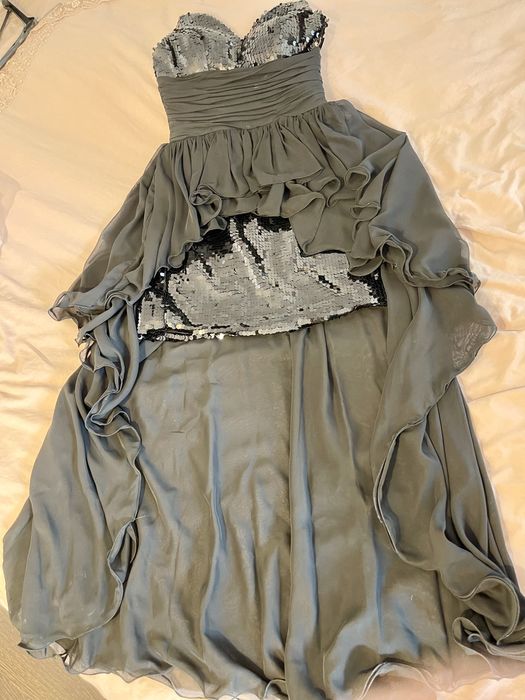 Rochie eleganta neagra asimetrica cu paiete si trena