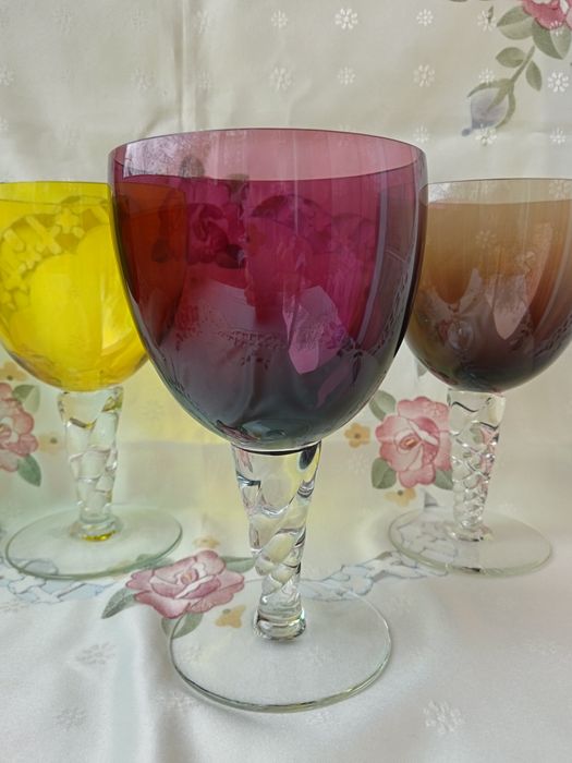 4 бр огромни чаши от цветно стъкло Мурано, всяка по 700 мл