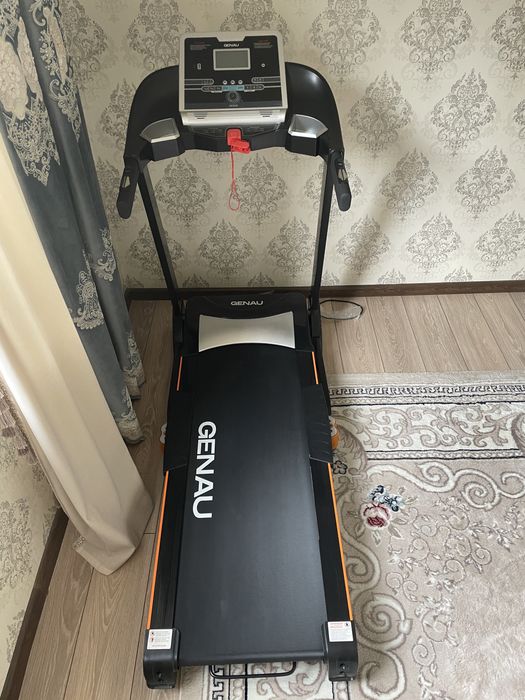 Беговая дорожка GENAU