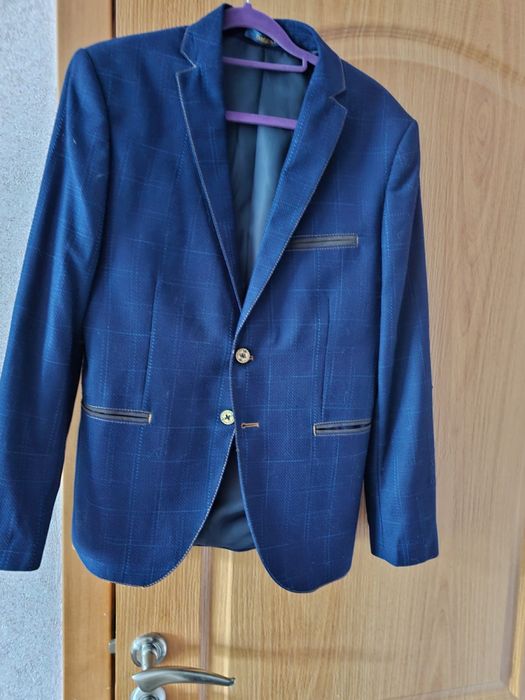 Вещи пиджак, кофта, куртка