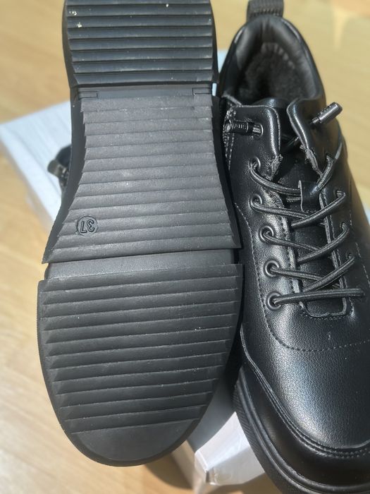 Обувь  зимняя 37 размер