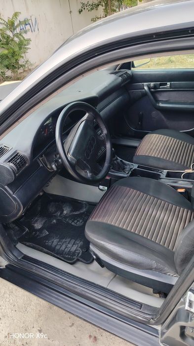 Ауди 100 С4 сотилади