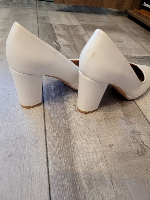 Евтини обувки 3 броя