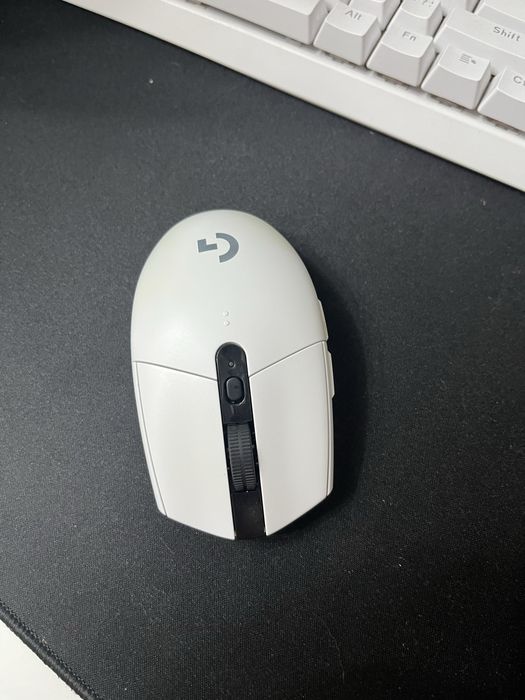 Мышь Logitech G305