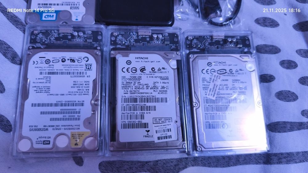 Hard diskuri externe 4 buc 160 lei