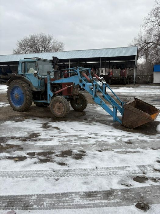 Продам трактора и комбайны