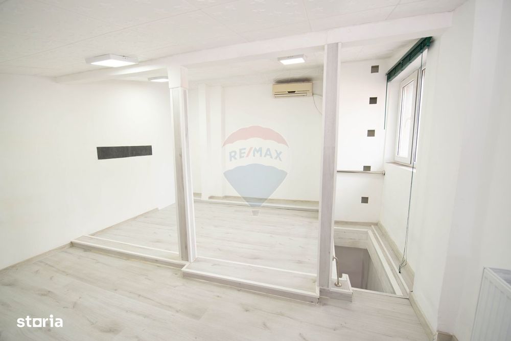 Apartament cu 3 camere de inchiriat, 69 mp utili, Mall Vitan