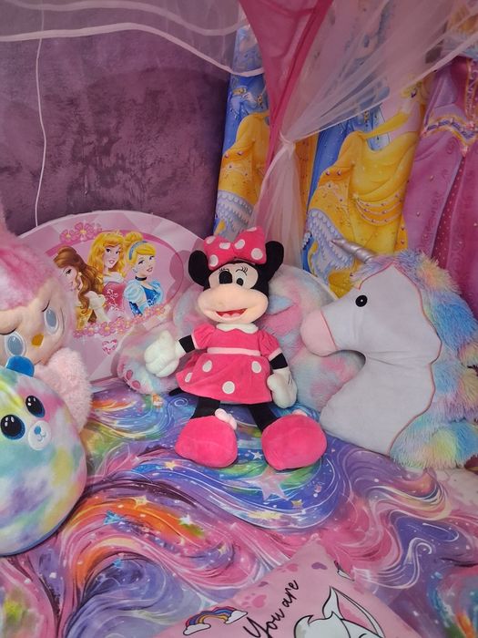 Pat fetițe trăsură și dulap