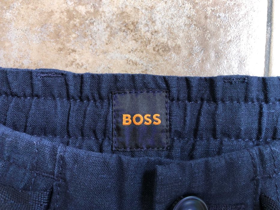 Boss ленени къси панталони  32