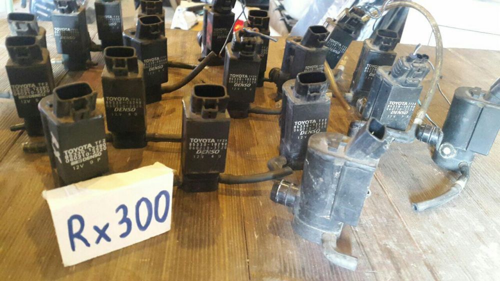 Моторчик омывателя стекол RX300