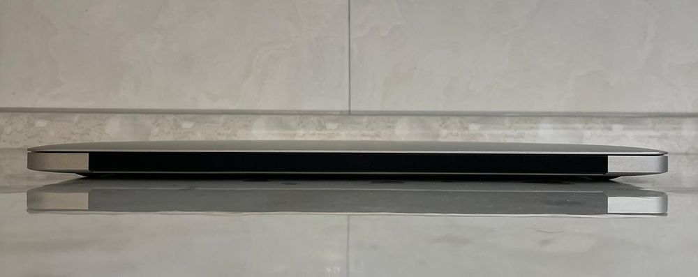 Продам MacBook air 13 dd3 или обмен!