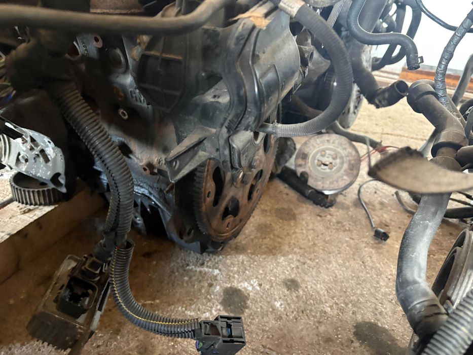 Двигател мотор а20дтх a20dth insignia Zafira инсигния зафира