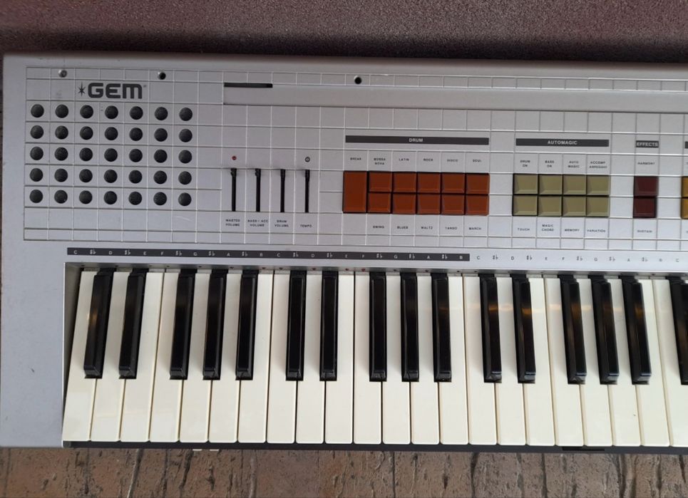 Gem G30 Stereo orga electronica