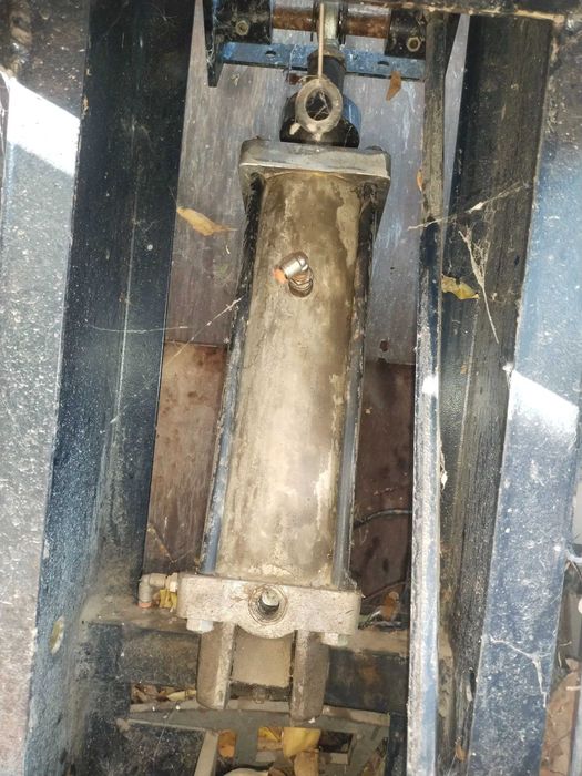 Гидравлический цилиндр