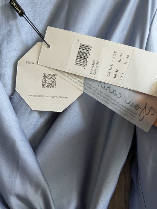 Сатенена рокля Swing