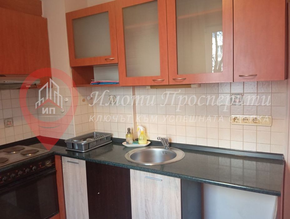 Офис в София-Иван Вазов площ 65 цена 600