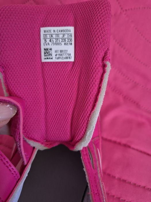 Pantofi sport Adidas 37.5