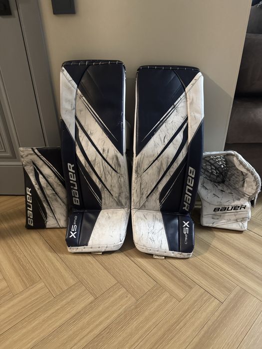 Хоккейная вратарская форма