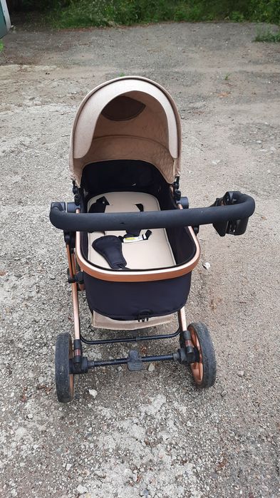 Коляска для новорожденного