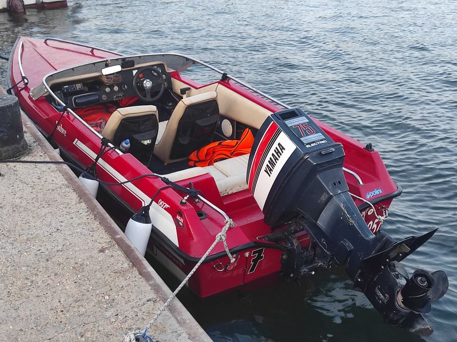 Спортна лодка Plancraft Sabre – 75 к.с. + количка