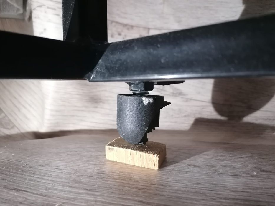 Вешалка рейл Зета