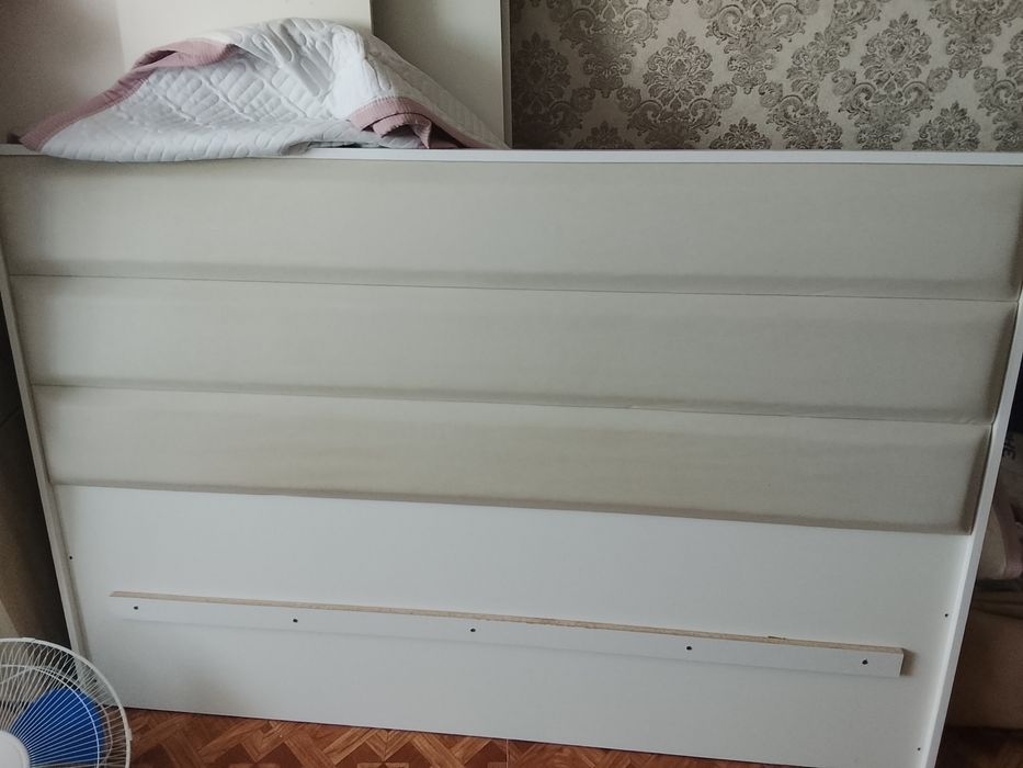 Продам двухспальную кровать