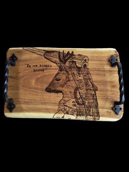 Ръчно изработени дъски и плата за рязане и поднасяне